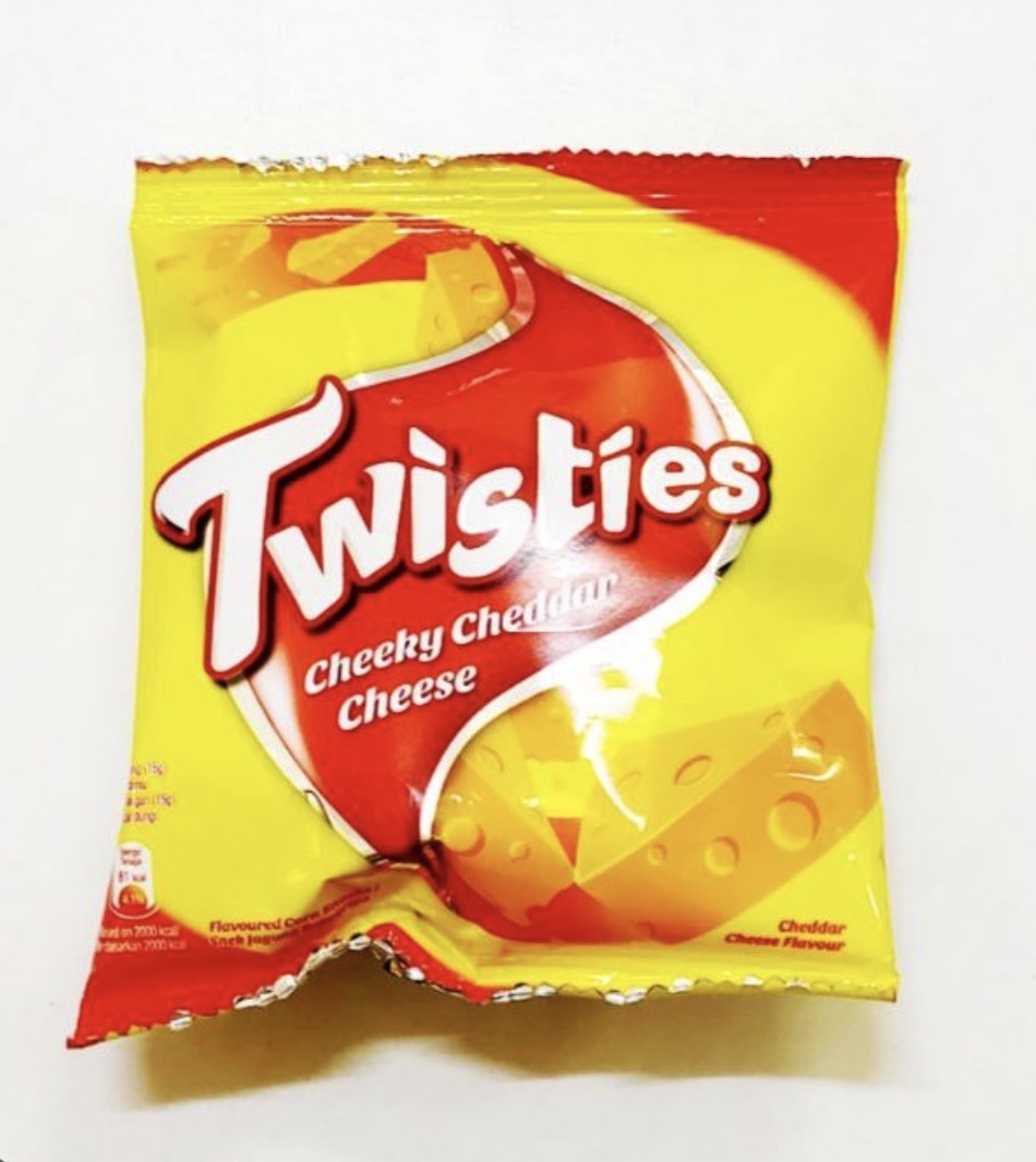 Twisties Flavored Snacks 16g (small)